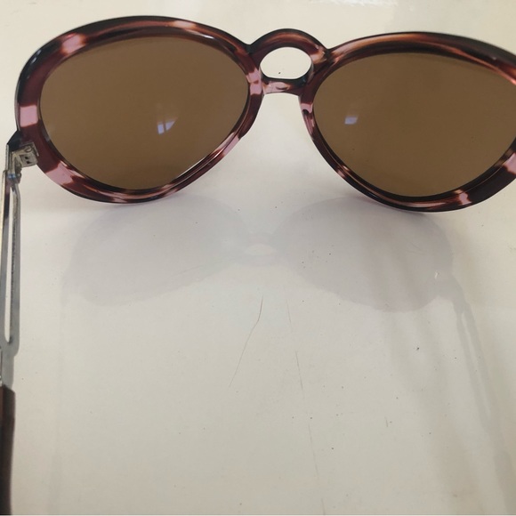 Vintage 1970’s Sunglasses - Picture 6 of 12